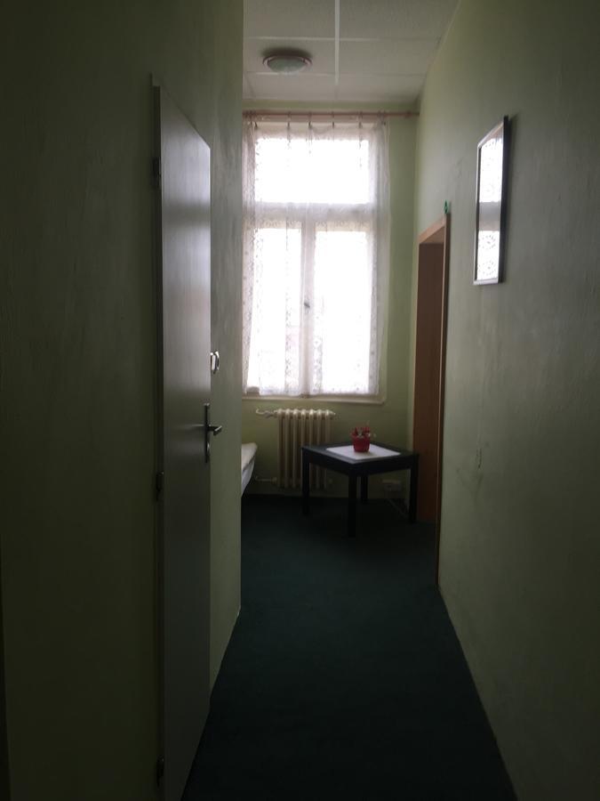 Hotel Dvorak Chrast Luaran gambar