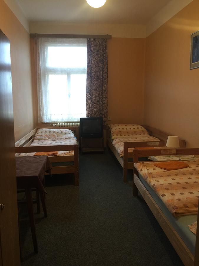 Hotel Dvorak Chrast Luaran gambar
